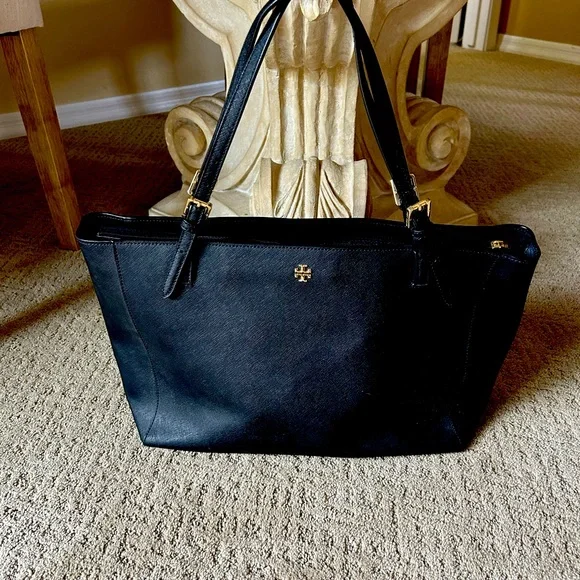 Tory Burch Large Tote - Picture 6 of 9